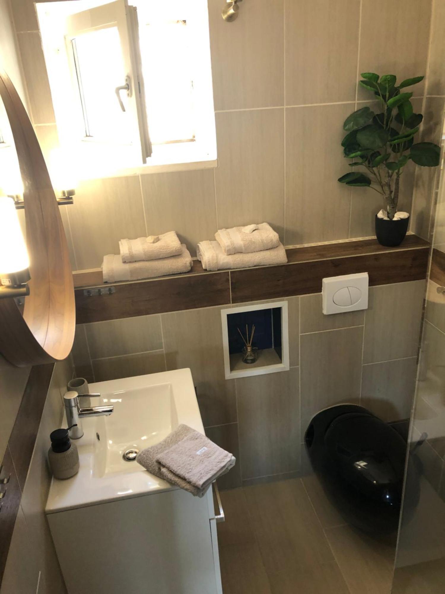 Villa More 3 Apartments A-10, A-11 And A-12 , 4-4-6 Beds Bobovisca Bagian luar foto